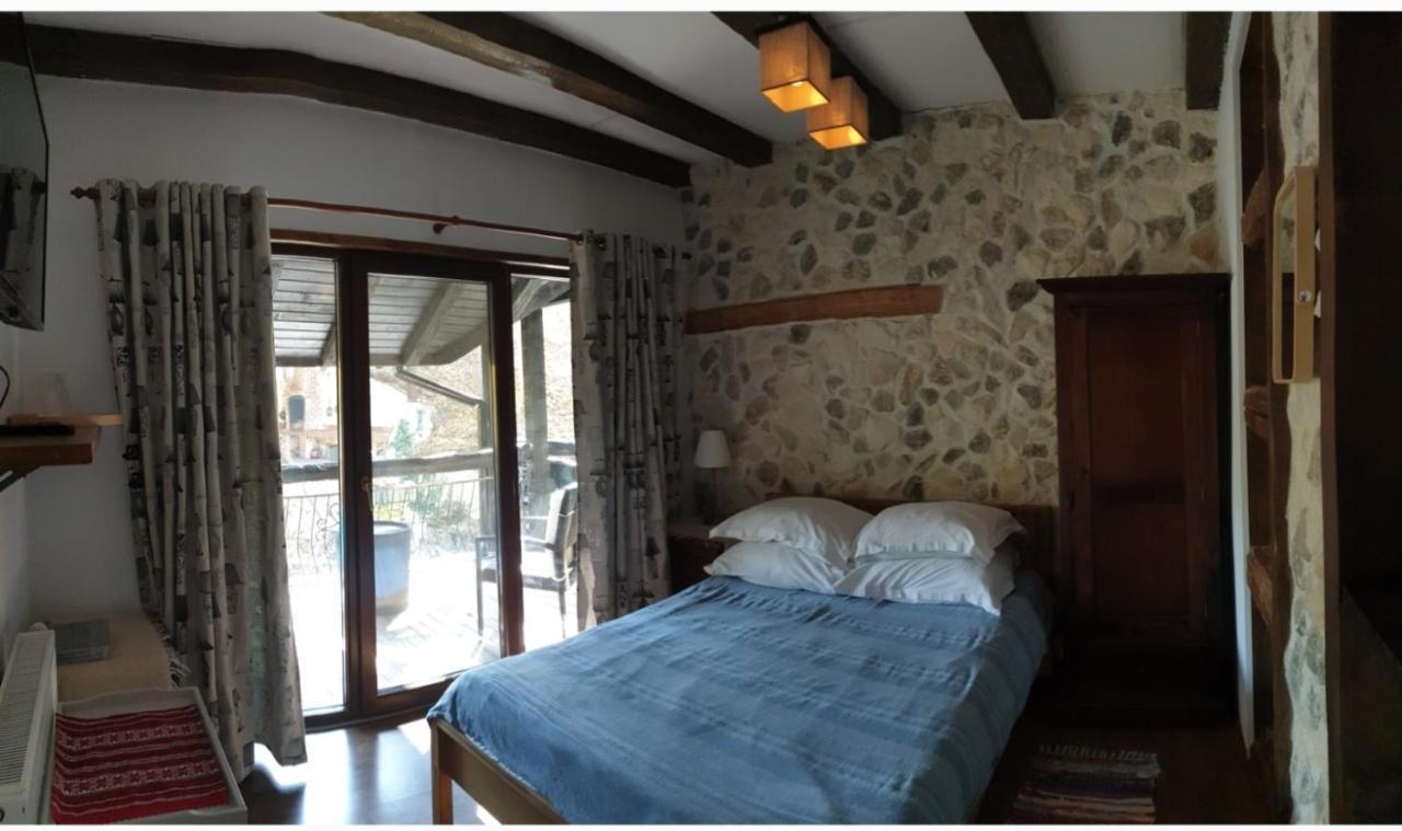 Pensiunea Casa Dacilor Podeni 외부 사진